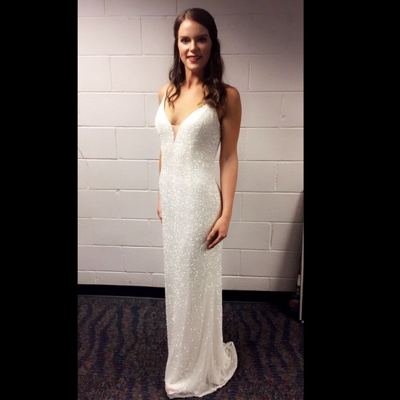 Sherri Hill (Fully Beaded) Pageant Gown - Size 4 - Picture 3 of 5